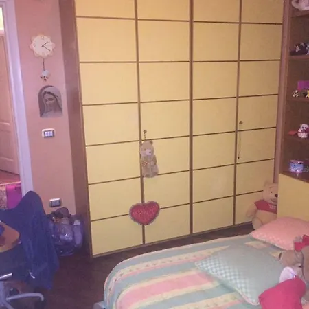 Rosa Vila
